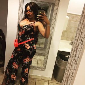 Meet your Posher, Nikita